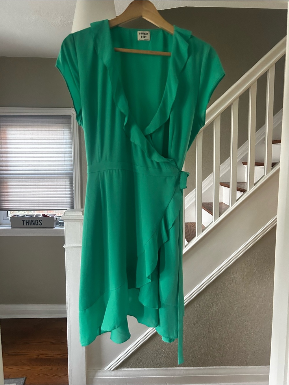 Aritzia Sunday Best Savoy Emerald Green Ruffle Wrap Dress Summer Party Wedding - Picture 3 of 10